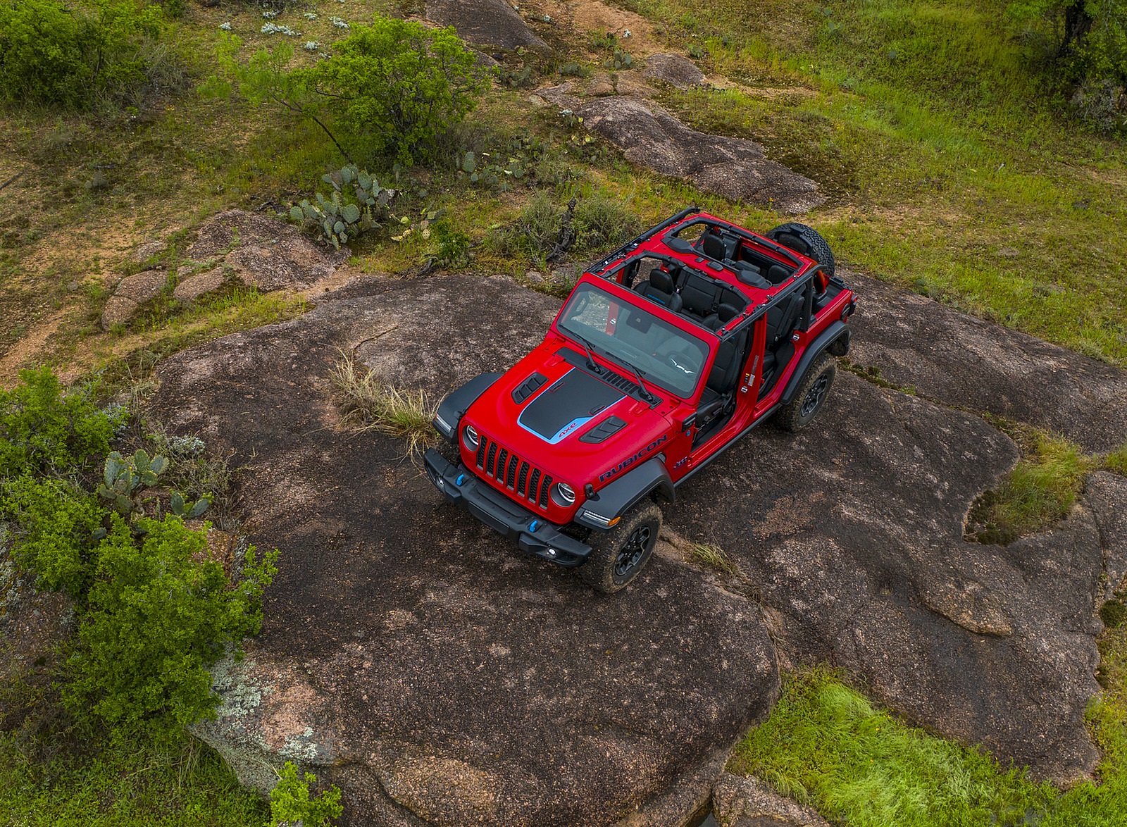 2021 Jeep Wrangler Rubicon 4xe Front Three-Quarter Wallpapers #22 of 57