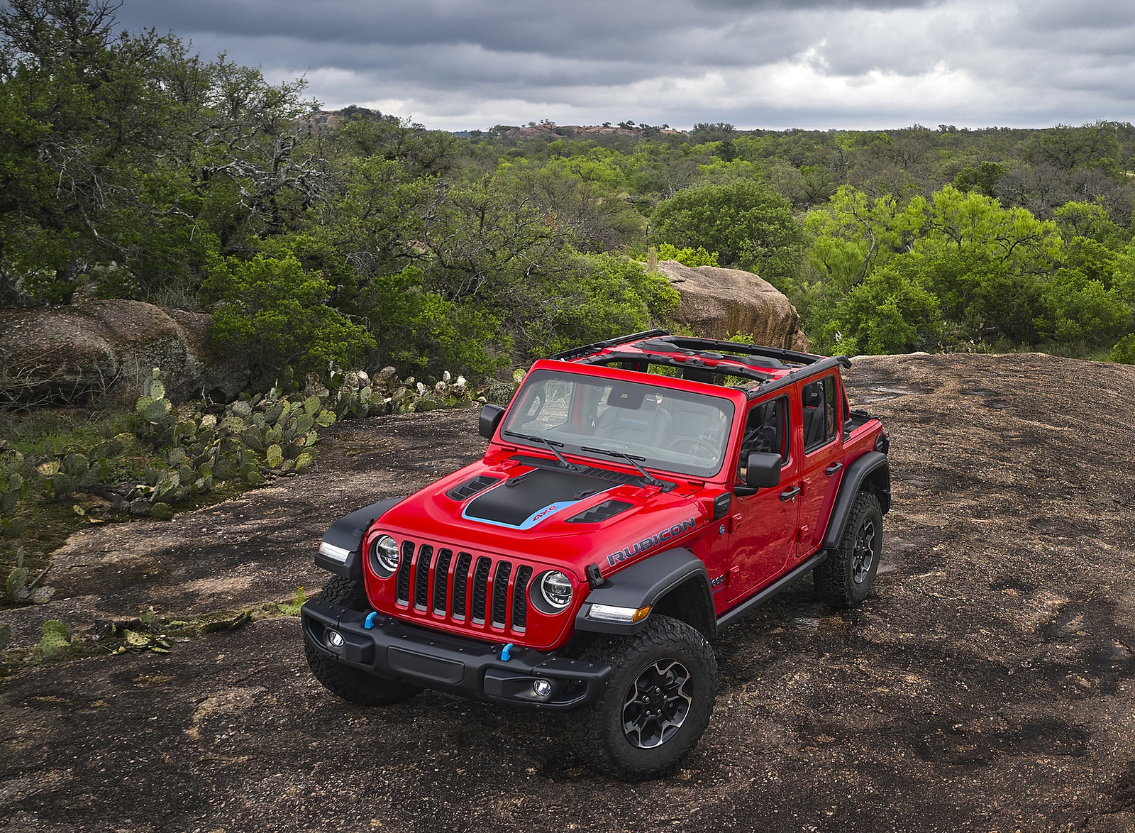 2021 Jeep Wrangler Rubicon 4xe Front Three-Quarter Wallpapers #30 of 57