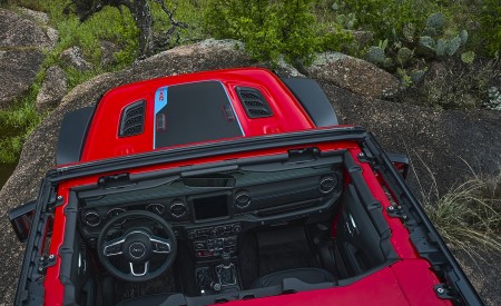 2021 Jeep Wrangler Rubicon 4xe Off-Road Wallpapers  450x275 (39)
