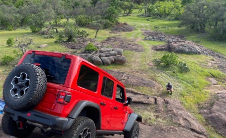 2021 Jeep Wrangler Rubicon 4xe Off-Road Wallpapers 450x275 (33)