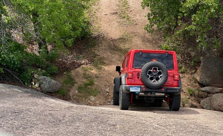 2021 Jeep Wrangler Rubicon 4xe Rear Wallpapers 450x275 (34)