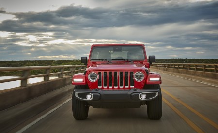 2021 Jeep Wrangler Sahara 4xe Front Wallpapers 450x275 (15)