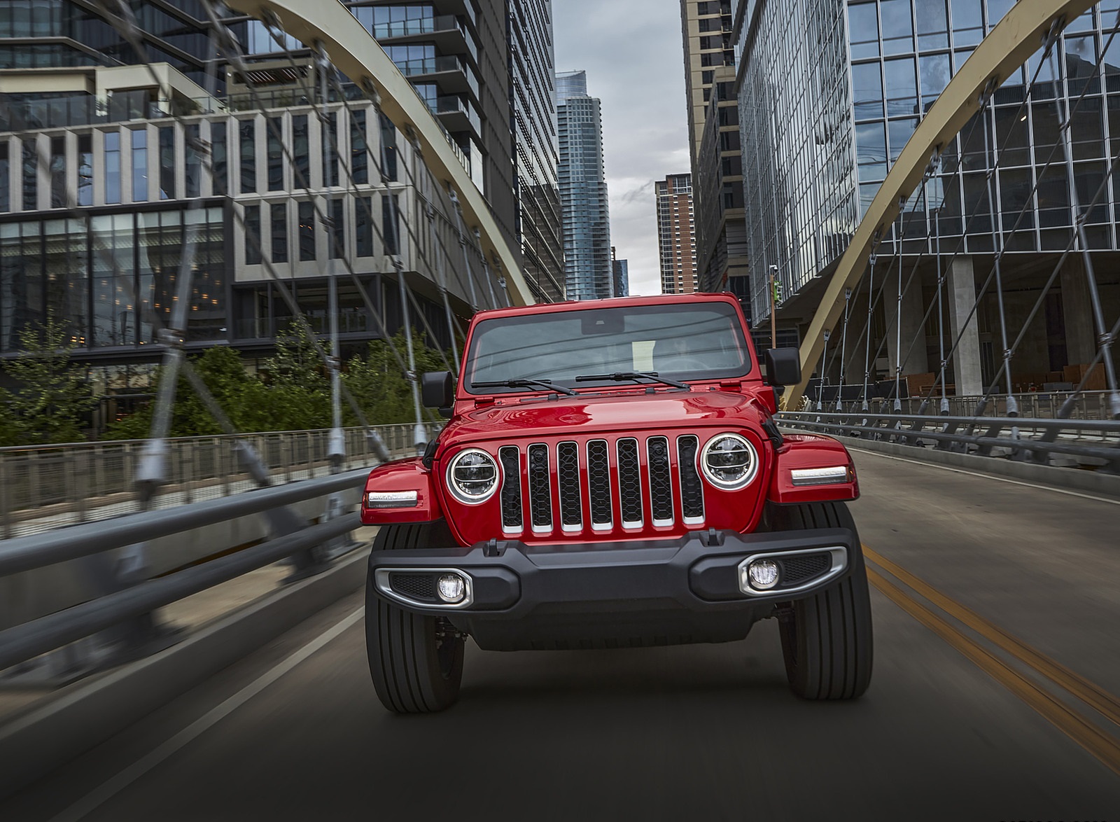 2021 Jeep Wrangler Sahara 4xe Front Wallpapers (3)