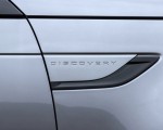 2021 Land Rover Discovery D300 MHEV SE Detail Wallpapers  150x120