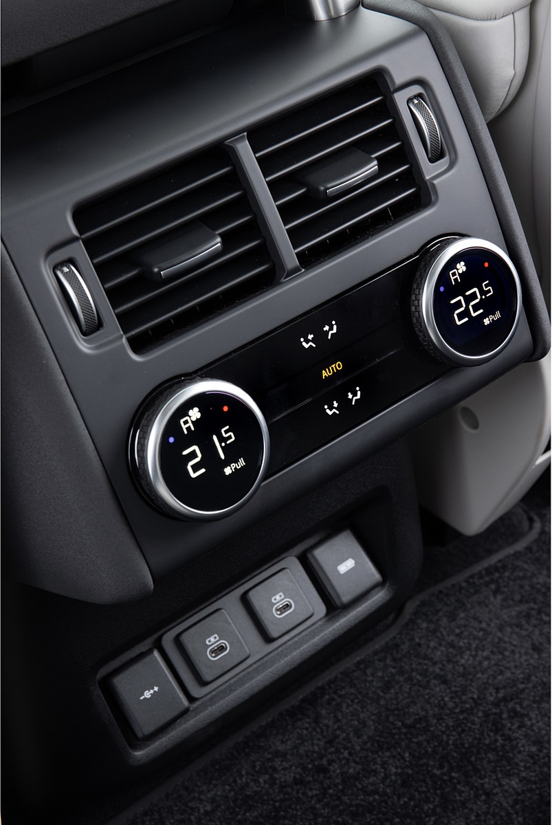 2021 Land Rover Discovery D300 MHEV SE Interior Detail Wallpapers #44 of 49
