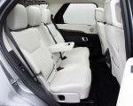 2021 Land Rover Discovery D300 MHEV SE Interior Rear Seats Wallpapers 150x120