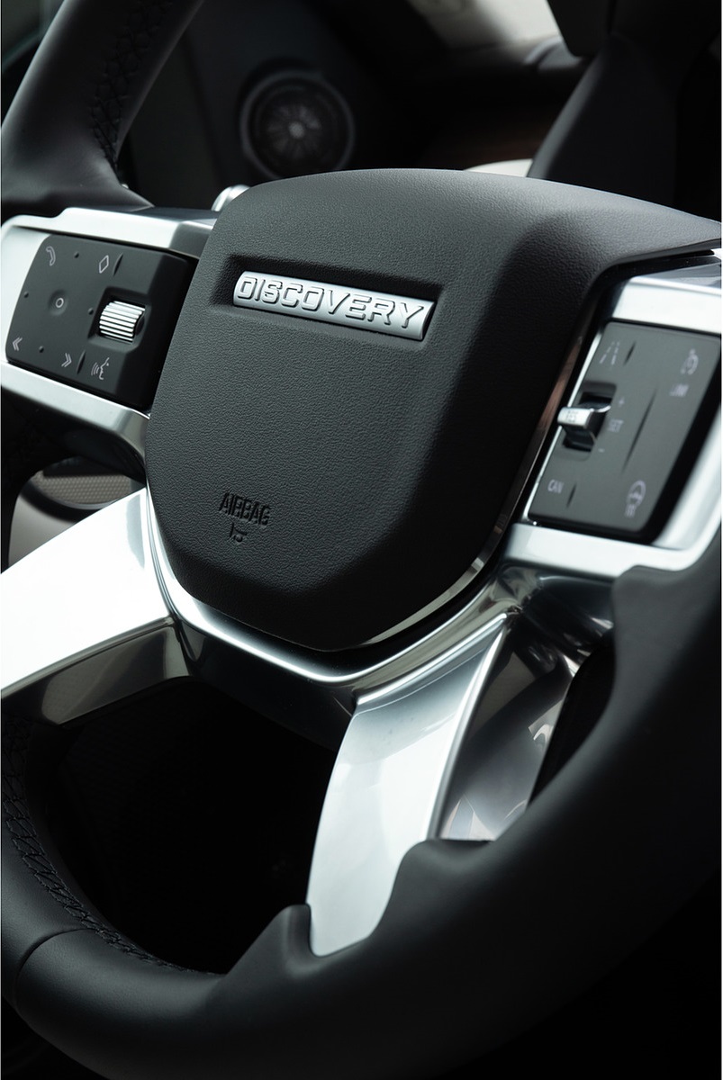 2021 Land Rover Discovery D300 MHEV Interior Steering Wheel Wallpapers #36 of 49