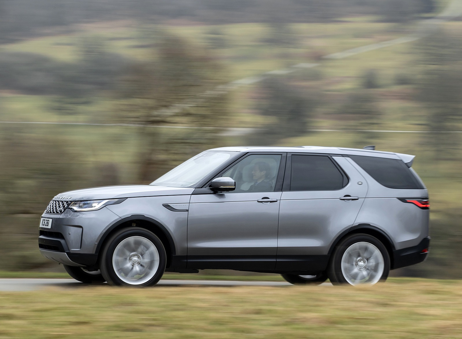 2021 Land Rover Discovery D300 MHEV SE Side Wallpapers  #6 of 49