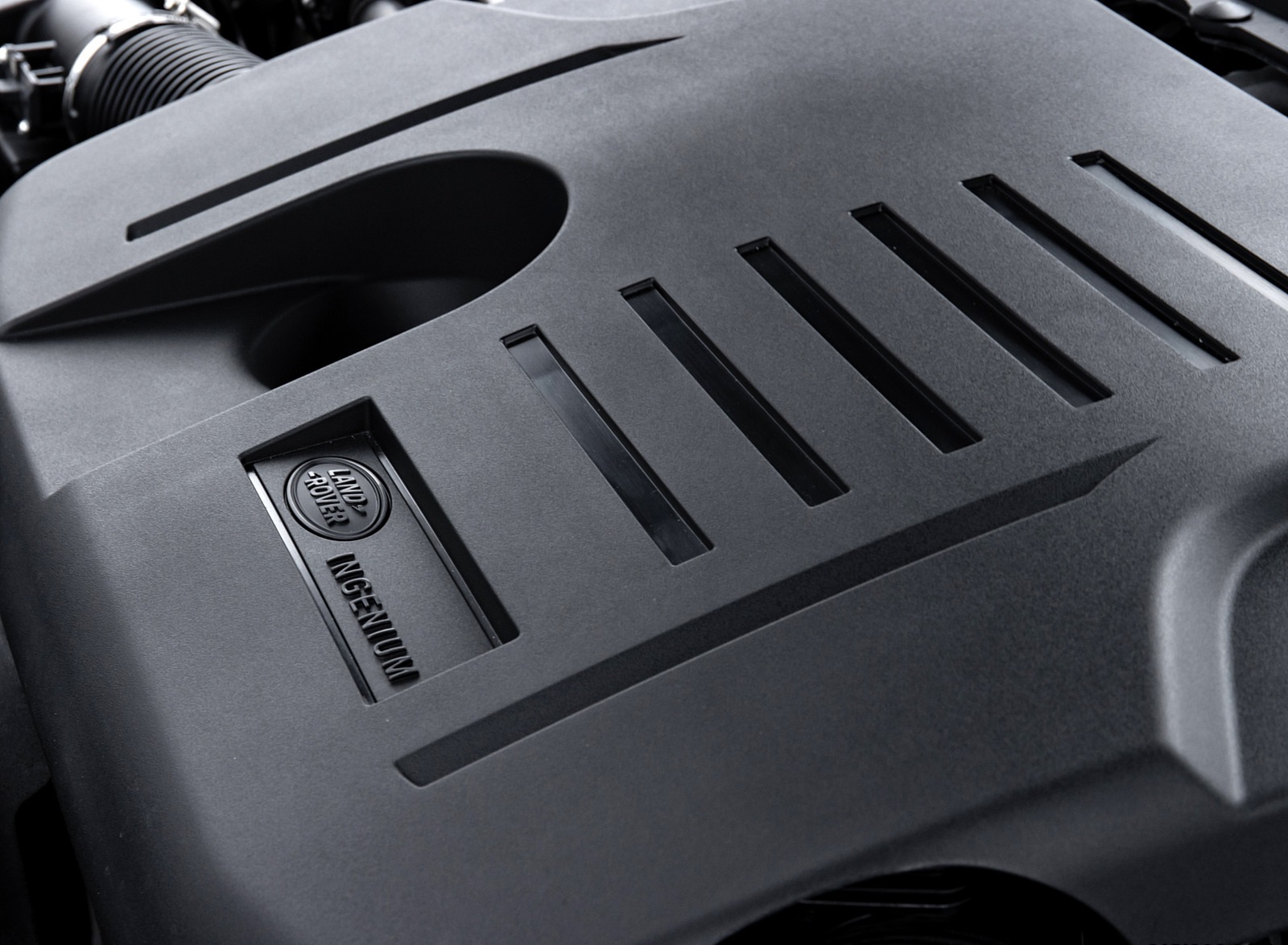 2021 Land Rover Discovery P360 MHEV R-Dynamic S Engine Wallpapers  #35 of 50