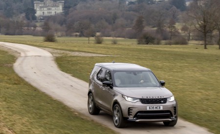2021 Land Rover Discovery P360 MHEV R-Dynamic S Front Three-Quarter Wallpapers 450x275 (6)