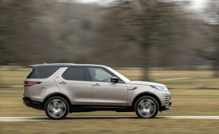 2021 Land Rover Discovery P360 MHEV R-Dynamic S Side Wallpapers 450x275 (10)