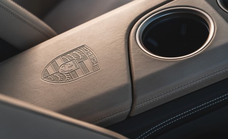 2022 Porsche Taycan Turbo Cross Turismo (Color: Gentian Blue) Interior Detail Wallpapers 450x275 (97)