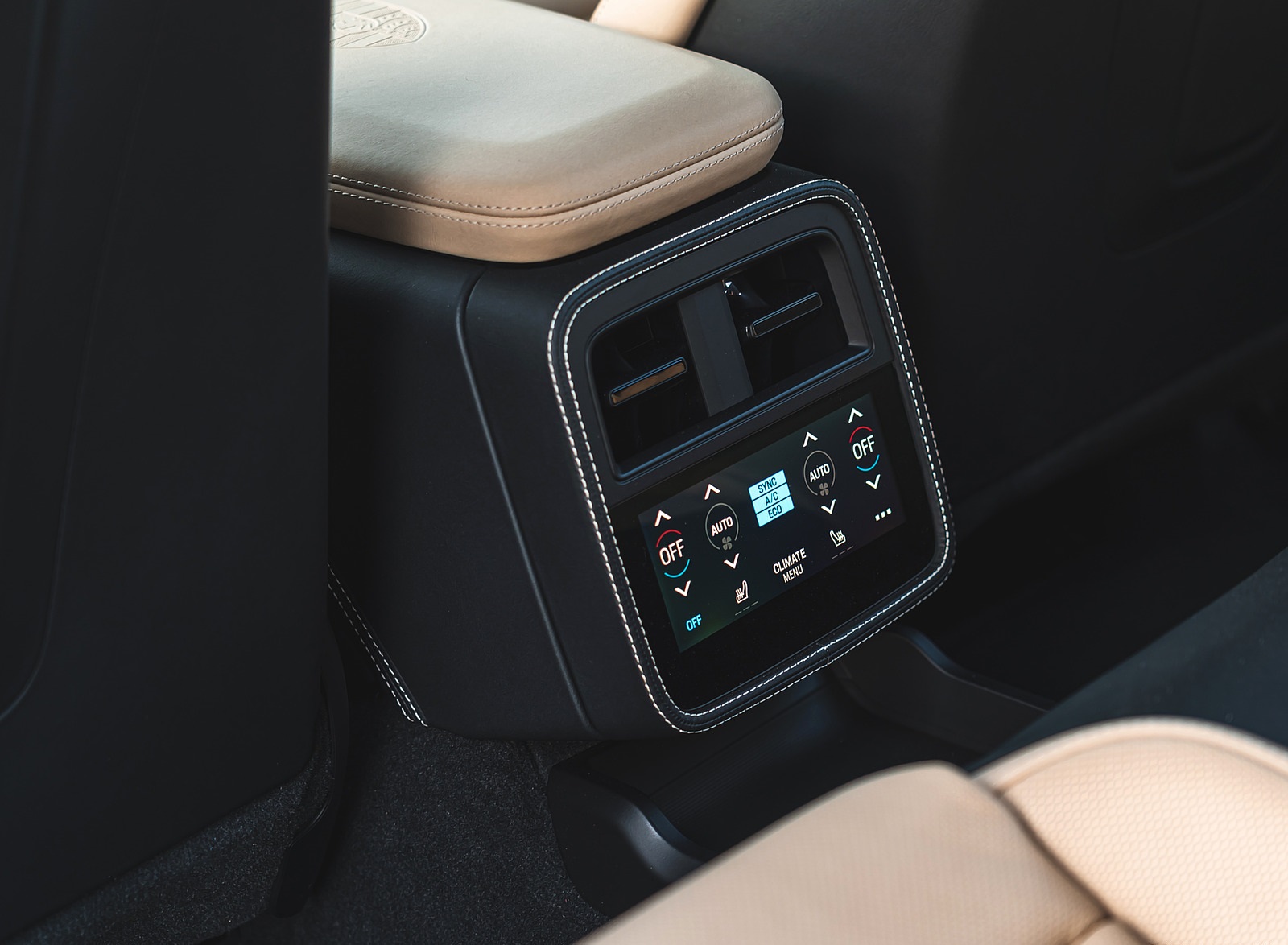 2022 Porsche Taycan Turbo Cross Turismo (Color: Gentian Blue) Interior Detail Wallpapers #101 of 107