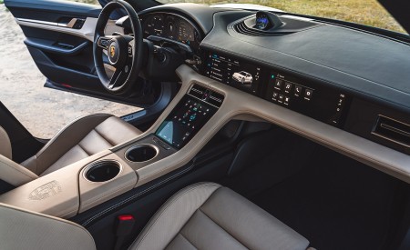 2022 Porsche Taycan Turbo Cross Turismo (Color: Gentian Blue) Interior Wallpapers 450x275 (84)
