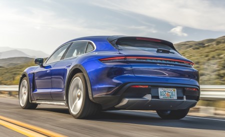 2022 Porsche Taycan Turbo Cross Turismo (Color: Gentian Blue) Rear Three-Quarter Wallpapers 450x275 (10)