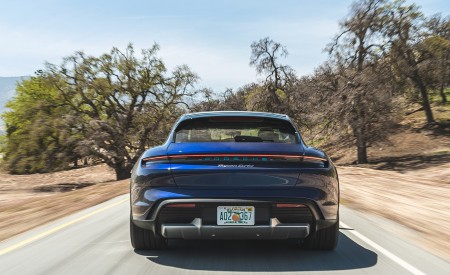 2022 Porsche Taycan Turbo Cross Turismo (Color: Gentian Blue) Rear Wallpapers 450x275 (12)