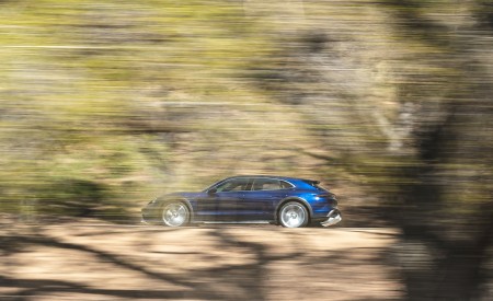2022 Porsche Taycan Turbo Cross Turismo (Color: Gentian Blue) Side Wallpapers 450x275 (43)