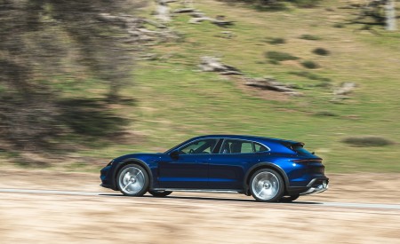 2022 Porsche Taycan Turbo Cross Turismo (Color: Gentian Blue) Side Wallpapers 450x275 (45)