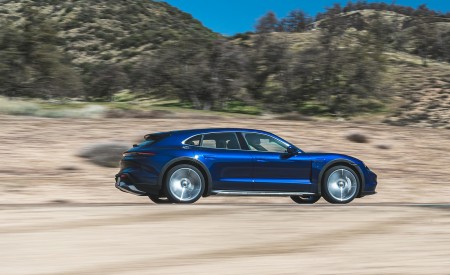 2022 Porsche Taycan Turbo Cross Turismo (Color: Gentian Blue) Side Wallpapers 450x275 (40)