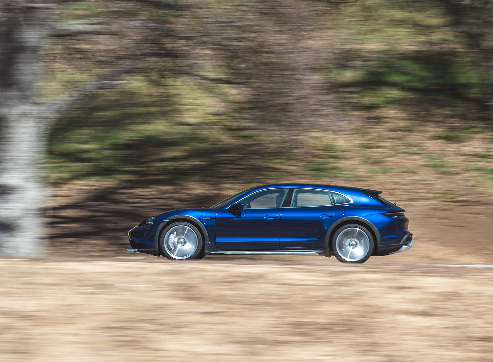 2022 Porsche Taycan Turbo Cross Turismo (Color: Gentian Blue) Side Wallpapers #47 of 107