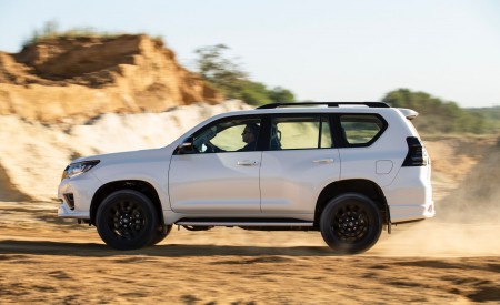 2021 Toyota Land Cruiser Prado Side Wallpapers 450x275 (24)