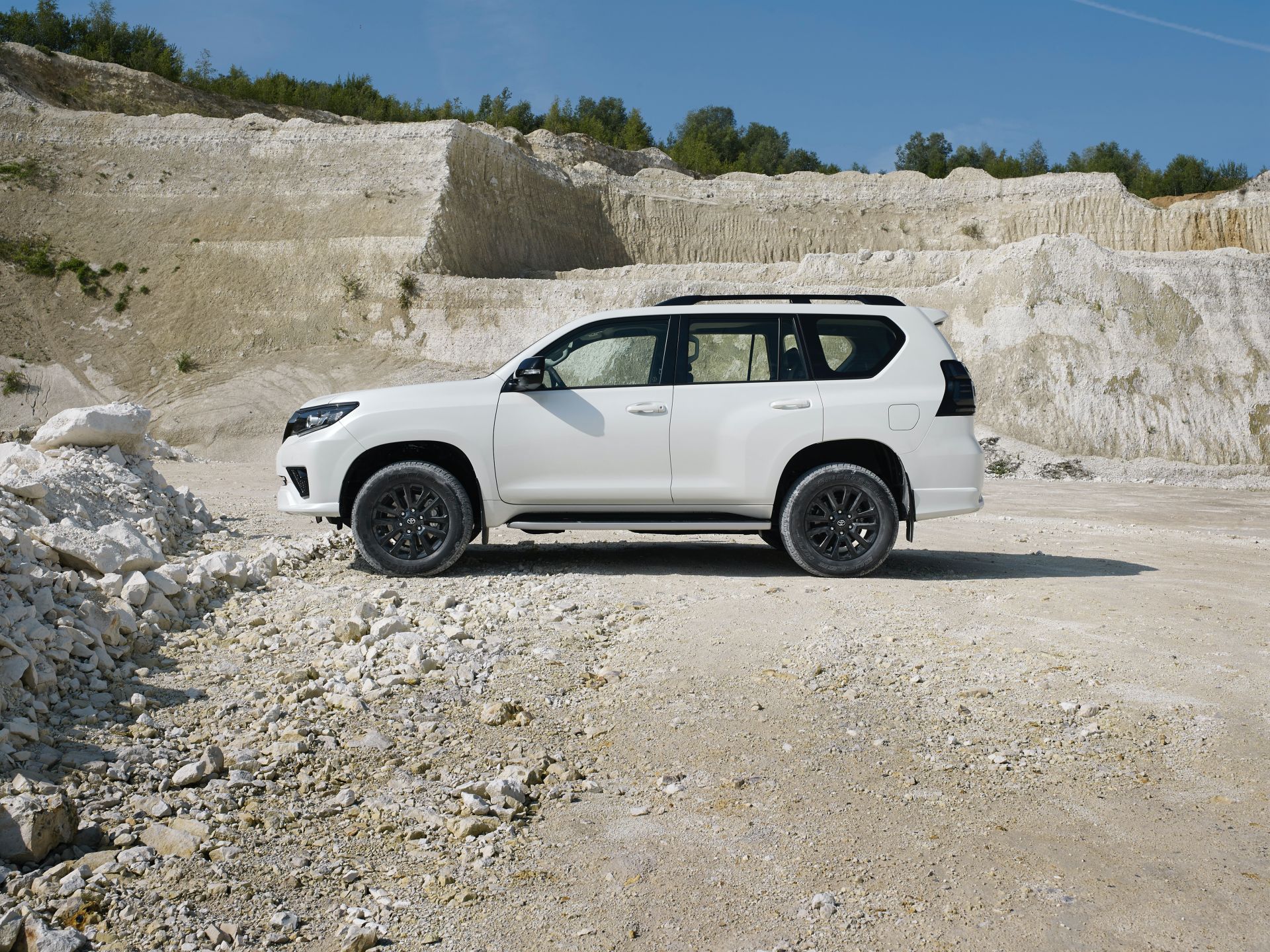 2021 Toyota Land Cruiser Prado Side Wallpapers (15)