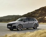 2022 Audi Q7 S Line Competition Plus (Color: Nardo Grey) Front Three-Quarter Wallpapers 150x120 (3)