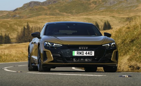 2022 Audi RS e-tron GT (UK-Spec) Front Wallpapers  450x275 (4)