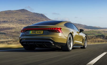 2022 Audi RS e-tron GT (UK-Spec) Rear Wallpapers 450x275 (9)