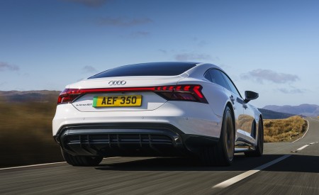 2022 Audi e-tron GT (UK-Spec) Rear Wallpapers 450x275 (5)
