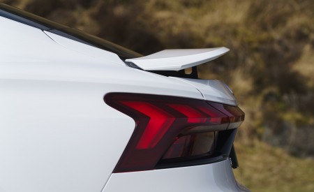 2022 Audi e-tron GT (UK-Spec) Spoiler Wallpapers 450x275 (31)