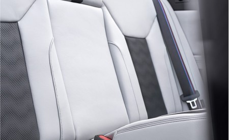 2022 BMW M4 Convertible Competition M xDrive Interior Rear Seats Wallpapers 450x275 (90)
