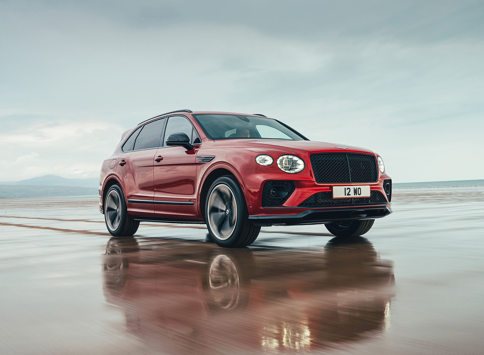 2022 Bentley Bentayga S Front Three-Quarter Wallpapers (7)
