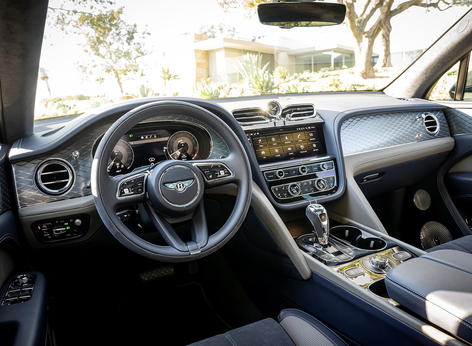 2022 Bentley Bentayga S Interior Wallpapers  #28 of 60