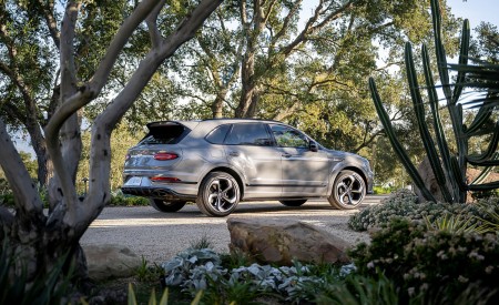2022 Bentley Bentayga S Rear Three-Quarter Wallpapers  450x275 (11)