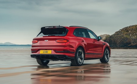 2022 Bentley Bentayga S Rear Three-Quarter Wallpapers 450x275 (42)