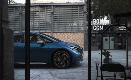 2022 CUPRA Born (Color: Aurora Blue) Detail Wallpapers 450x275 (24)
