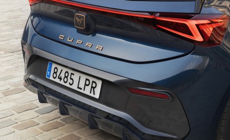 2022 CUPRA Born (Color: Aurora Blue) Detail Wallpapers 450x275 (27)