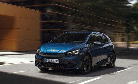 2022 CUPRA Born (Color: Aurora Blue) Front Wallpapers 450x275 (4)