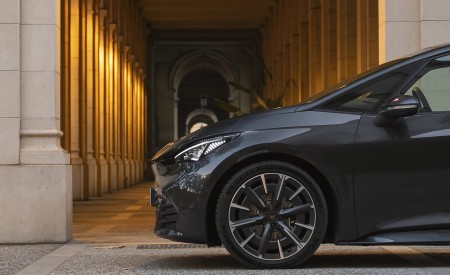 2022 CUPRA Born (Color: Quasar Grey) Detail Wallpapers  450x275 (70)