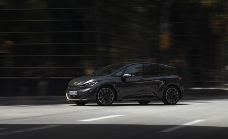 2022 CUPRA Born (Color: Quasar Grey) Front Three-Quarter Wallpapers 450x275 (52)