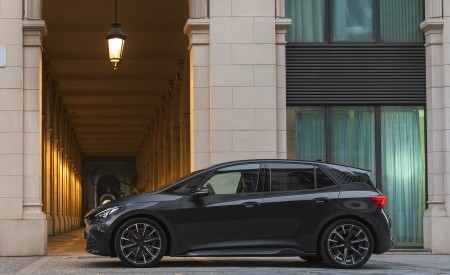 2022 CUPRA Born (Color: Quasar Grey) Side Wallpapers 450x275 (62)