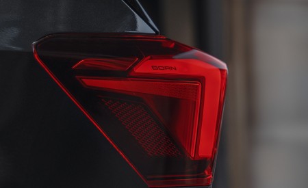 2022 CUPRA Born (Color: Quasar Grey) Tail Light Wallpapers 450x275 (75)