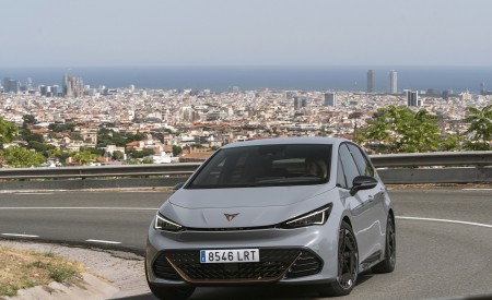 2022 CUPRA Born (Color: Vapor Grey) Front Wallpapers 450x275 (84)