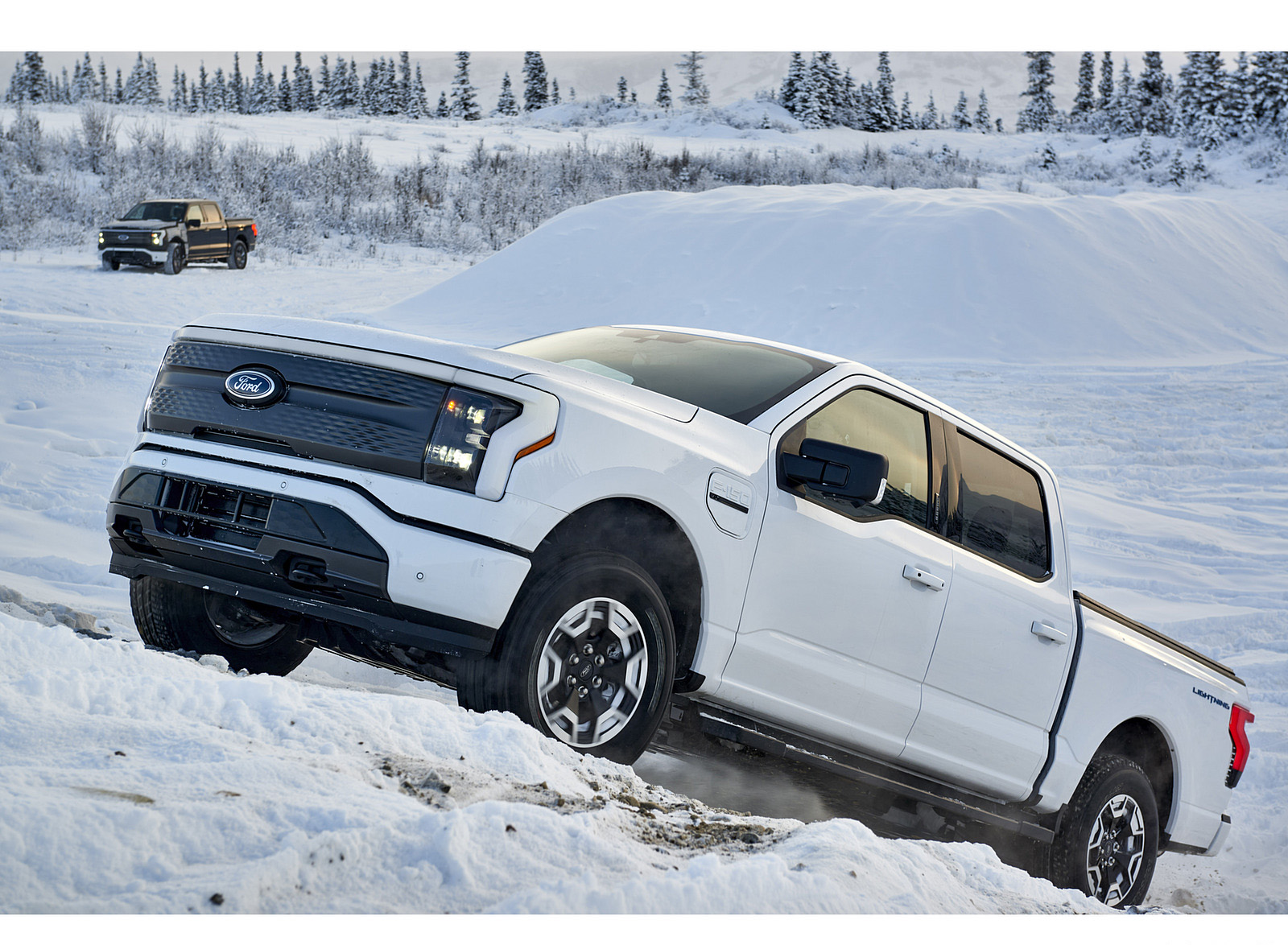 2022 Ford F-150 Lightning Testing in Alaska Front Three-Quarter Wallpapers (1)