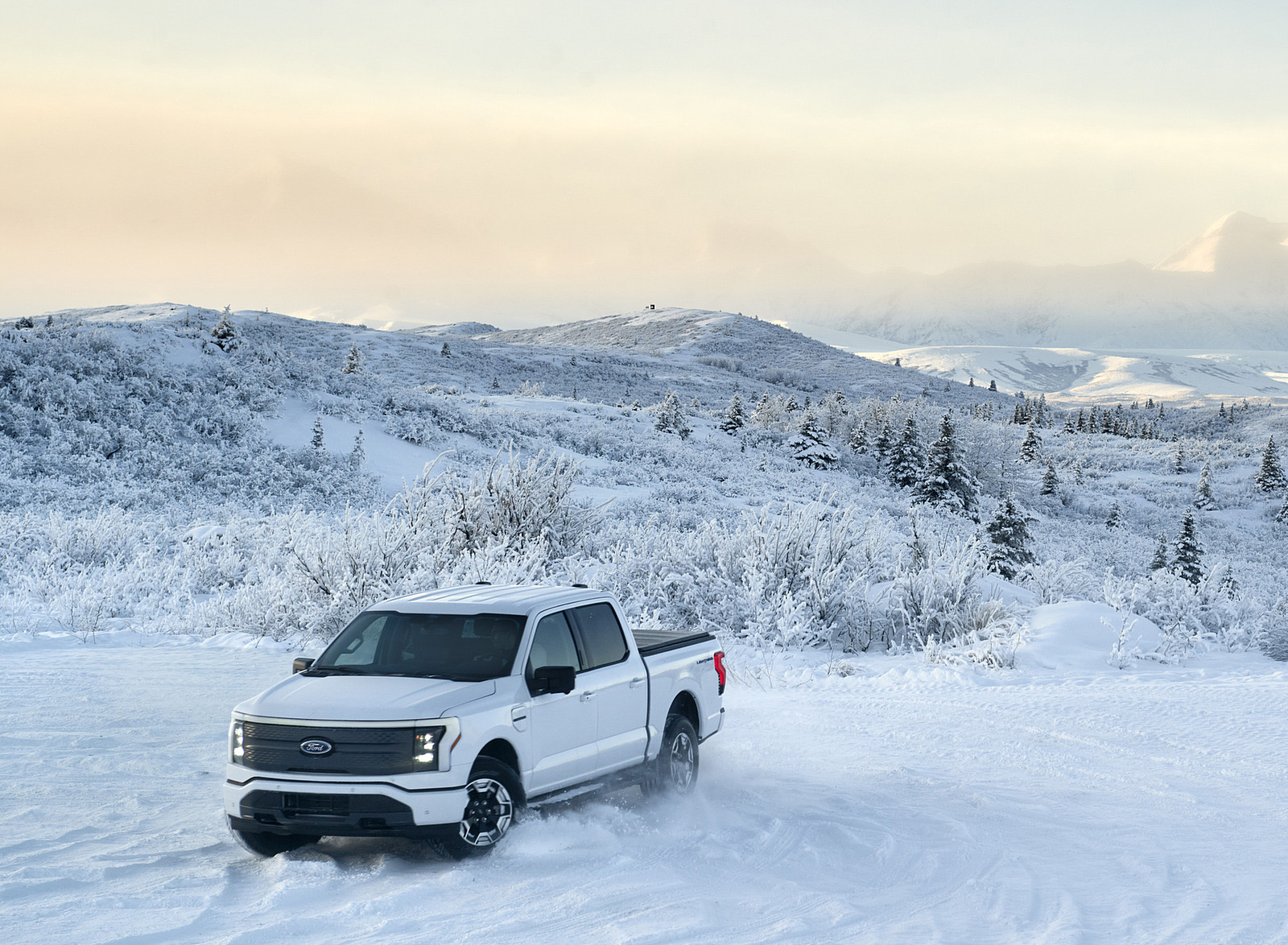2022 Ford F-150 Lightning Testing in Alaska Front Three-Quarter Wallpapers (3)
