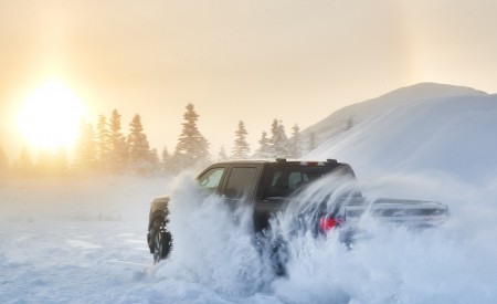 2022 Ford F-150 Lightning Testing in Alaska Rear Three-Quarter Wallpapers 450x275 (7)