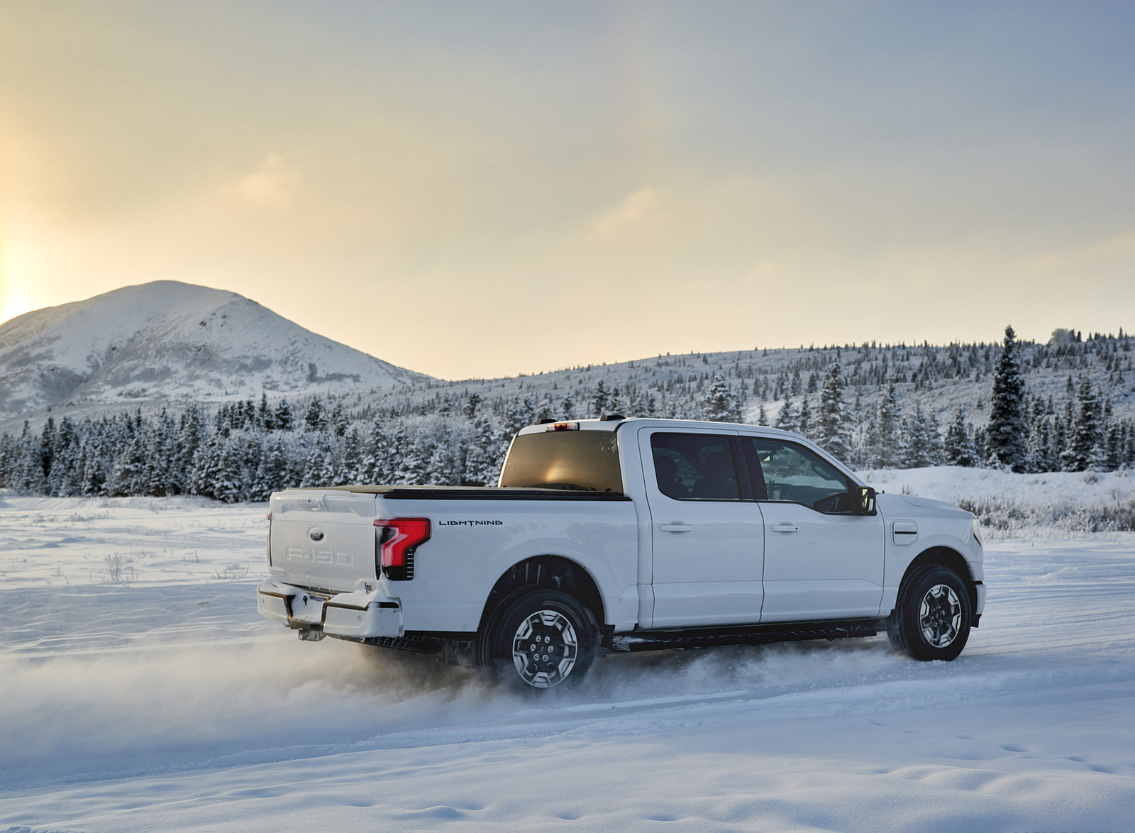 2022 Ford F-150 Lightning Testing in Alaska Rear Three-Quarter Wallpapers (5)