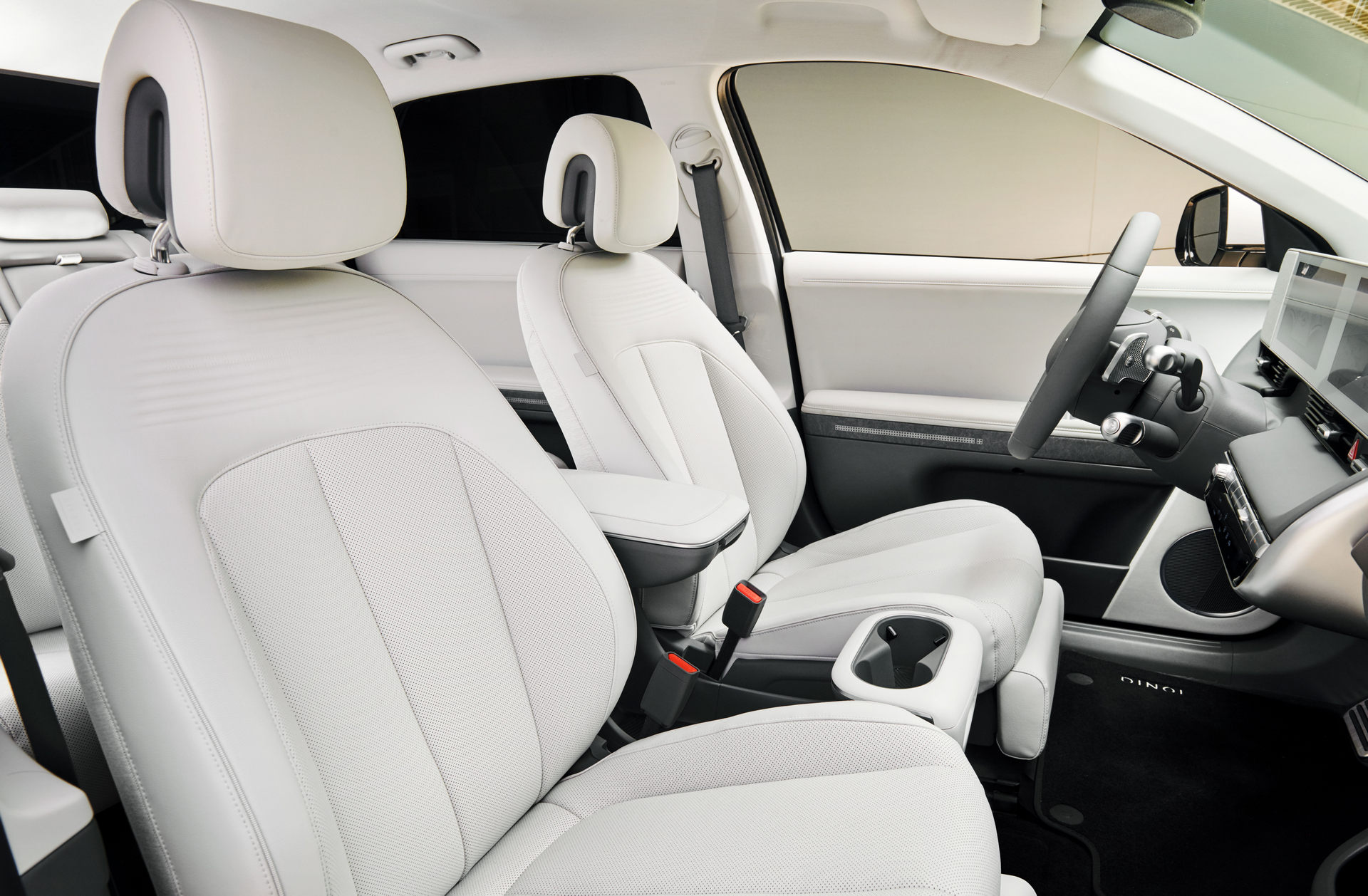 2022 Hyundai Ioniq 5 Interior Front Seats Wallpapers #49 of 232
