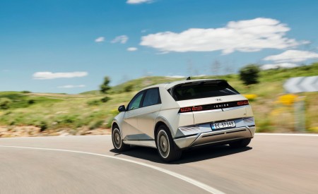 2022 Hyundai Ioniq 5 Rear Three-Quarter Wallpapers  450x275 (19)
